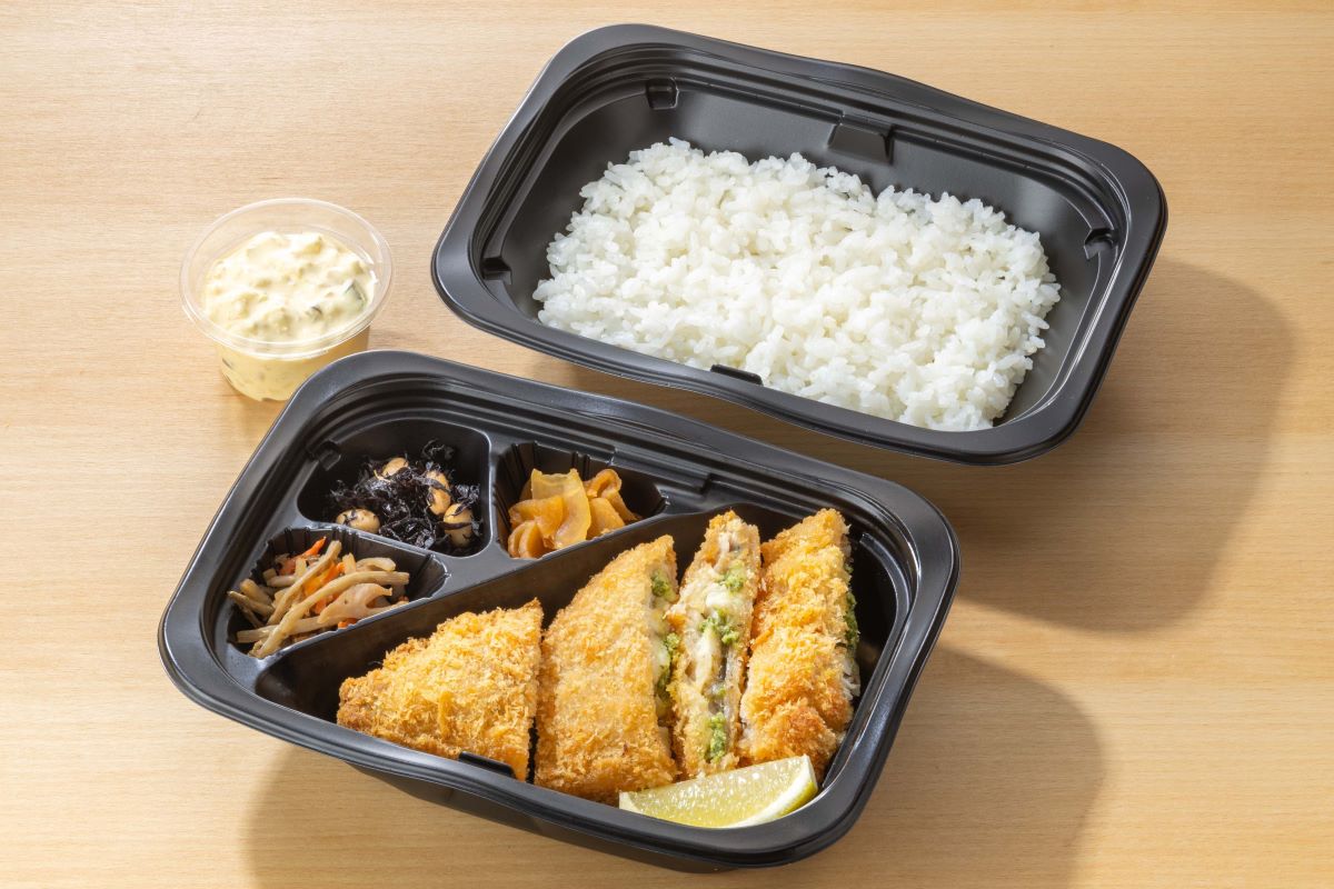 大戸屋 バジルチーズのアジフライ弁当