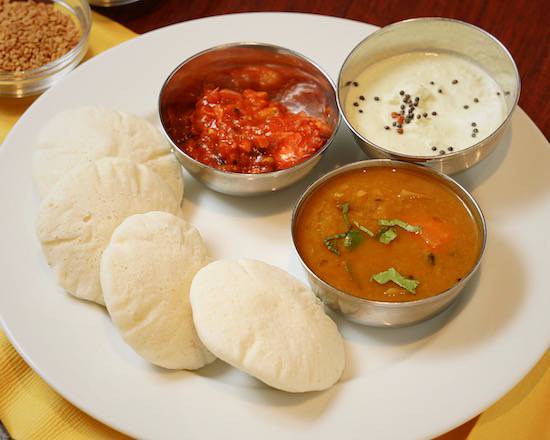 ニルワナム Idli Sambarイドリ サンバー(4 Pc)