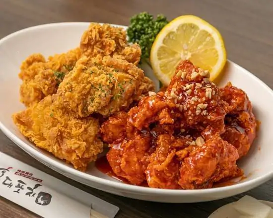 韓国料理 ホンデポチャ ハーフ＆ハーフチキン Half＆Half Chicken