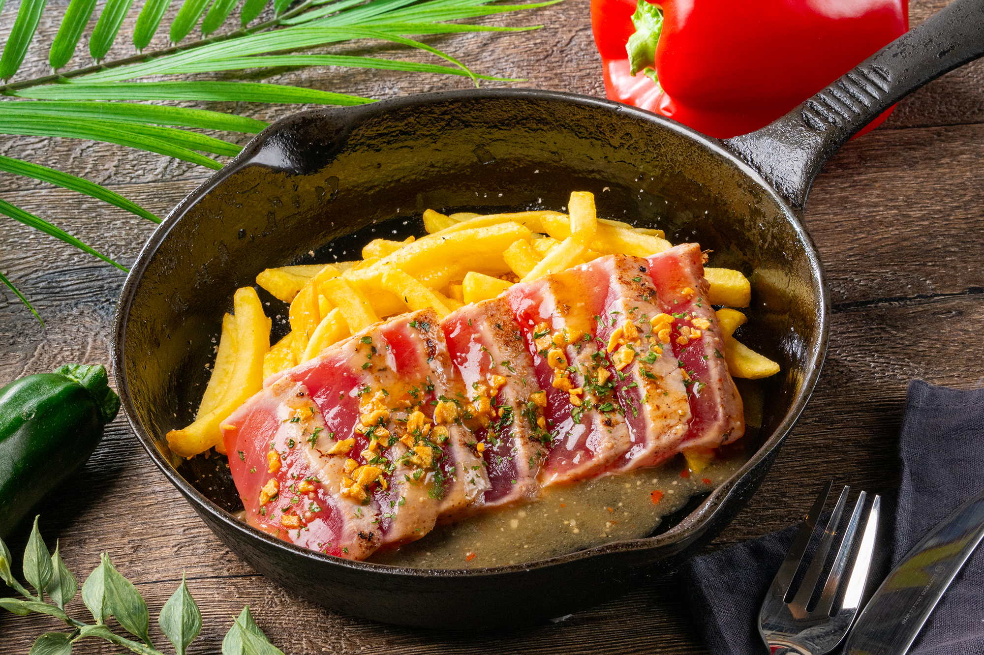 モアナキッチンカフェ マグロガーリックステーキ