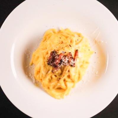 トラットリア クアルト カルボナーラスパゲッティ