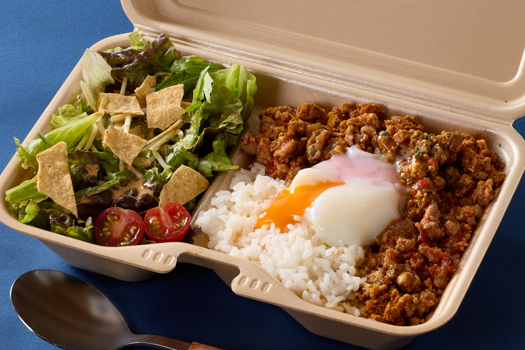 天才のタコライス 温玉乗せタコス風キーマカレー Soft Boiled Egg Taco Keema Curry