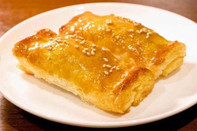 香港飲茶 303. 胡麻香るチャーシューパイ