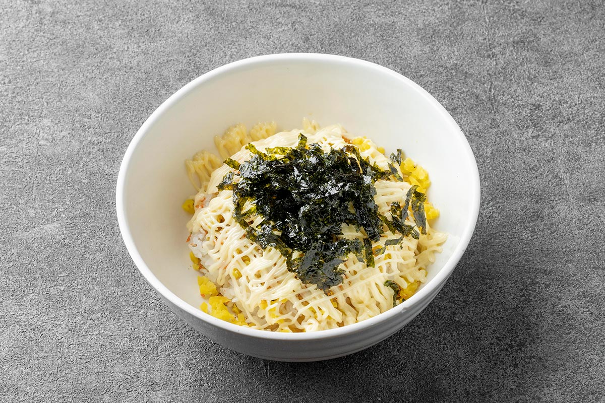 ネネチキン セルフおにぎり Self-Rice Ball 주먹밥