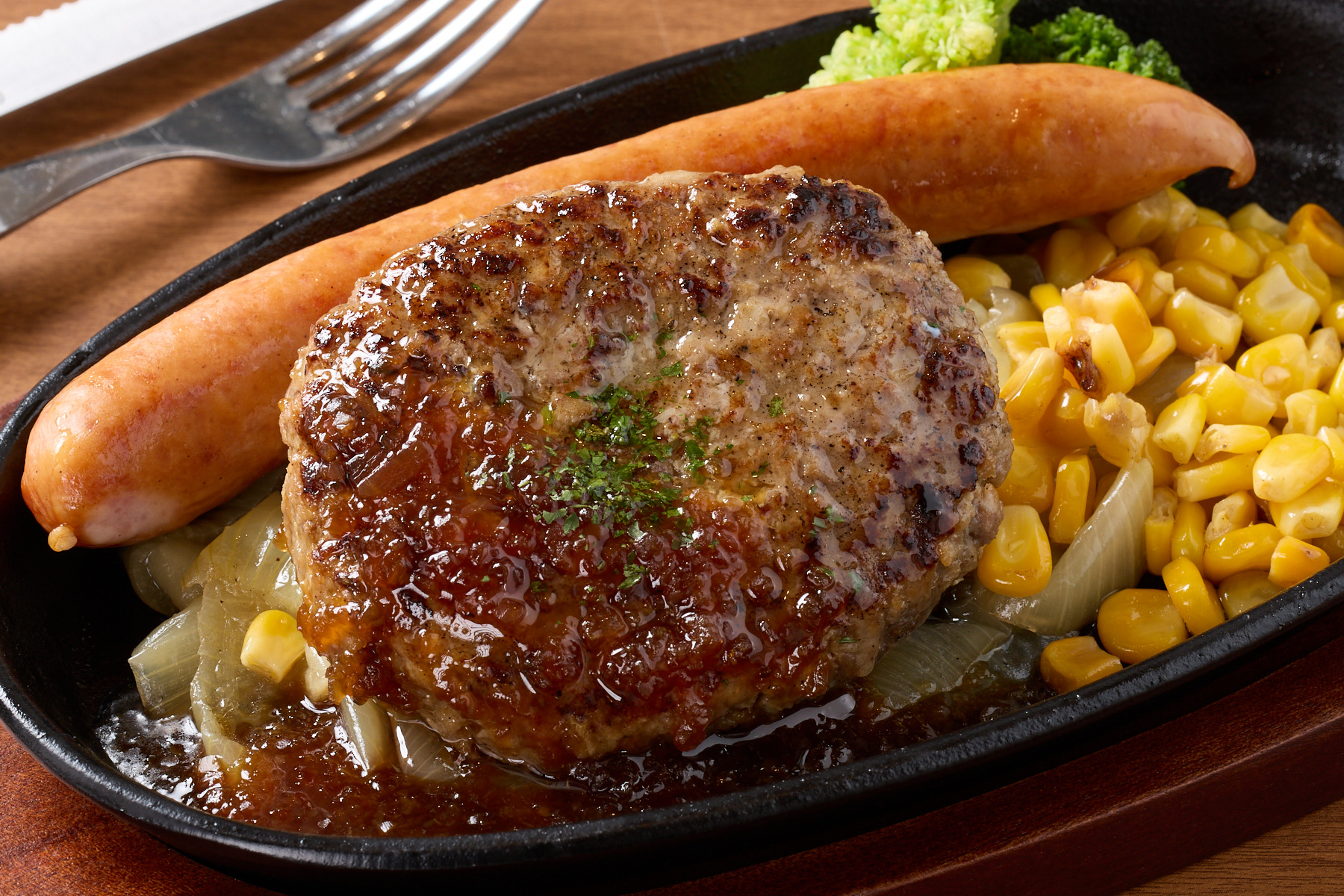 肉屋のハンバーグとガーリックライス 【コンビ】粗挽きソーセージ＆ハンバーグBOX Sausage ＆ Hamburg