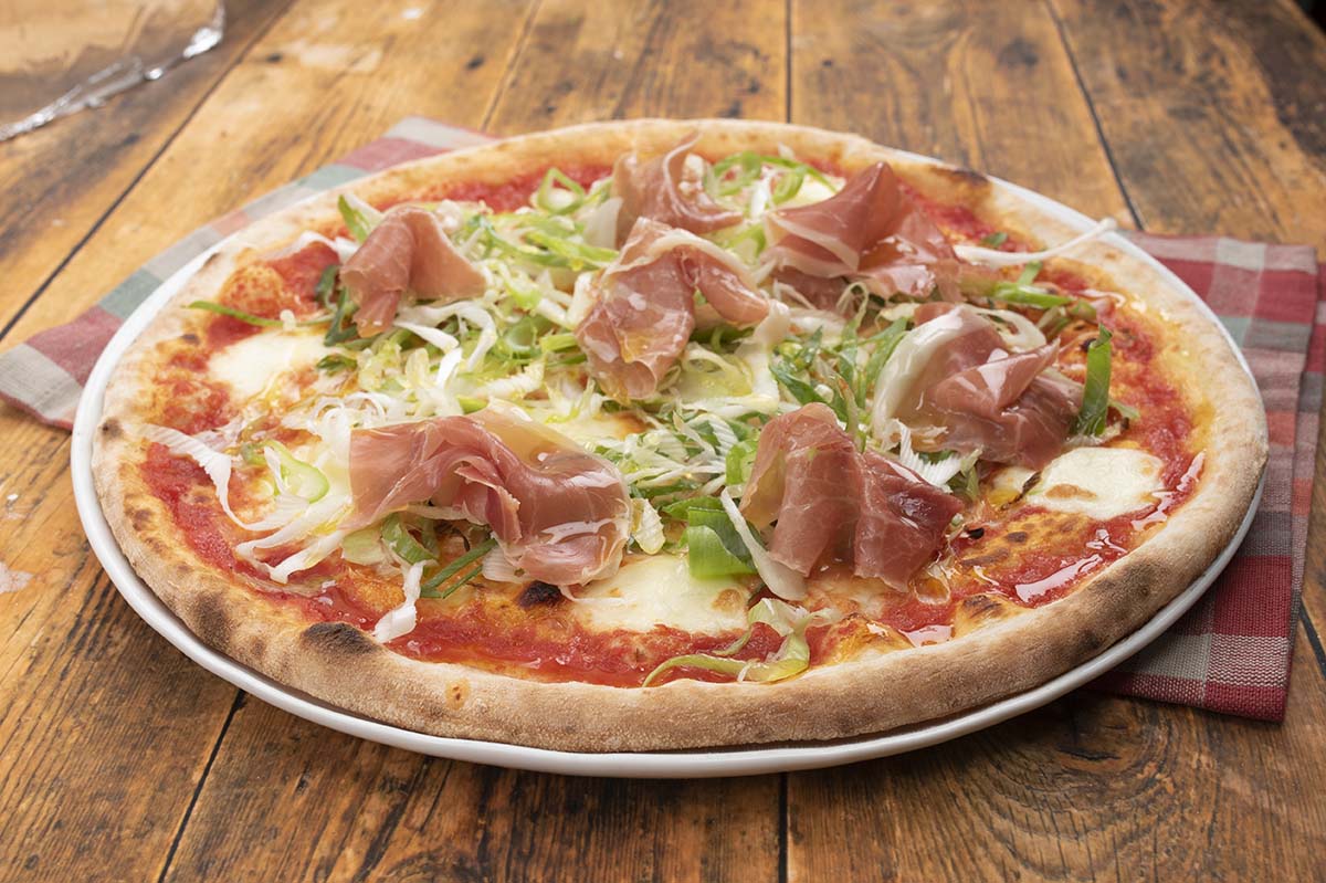 ピッツェリアマリノ ネギとしっとり生ハム
