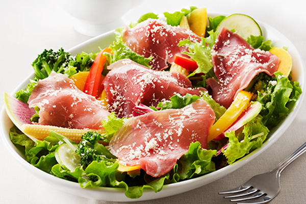 黒毛和牛ハンバーグ専門店 福よし 生ハムのシーザーサラダ (S/M)