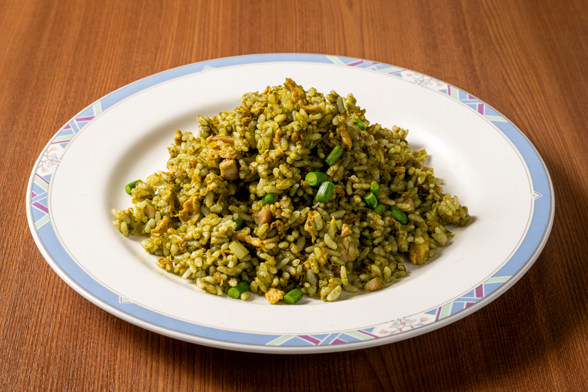 一味玲玲 鶏肉入り翡翠チャーハン