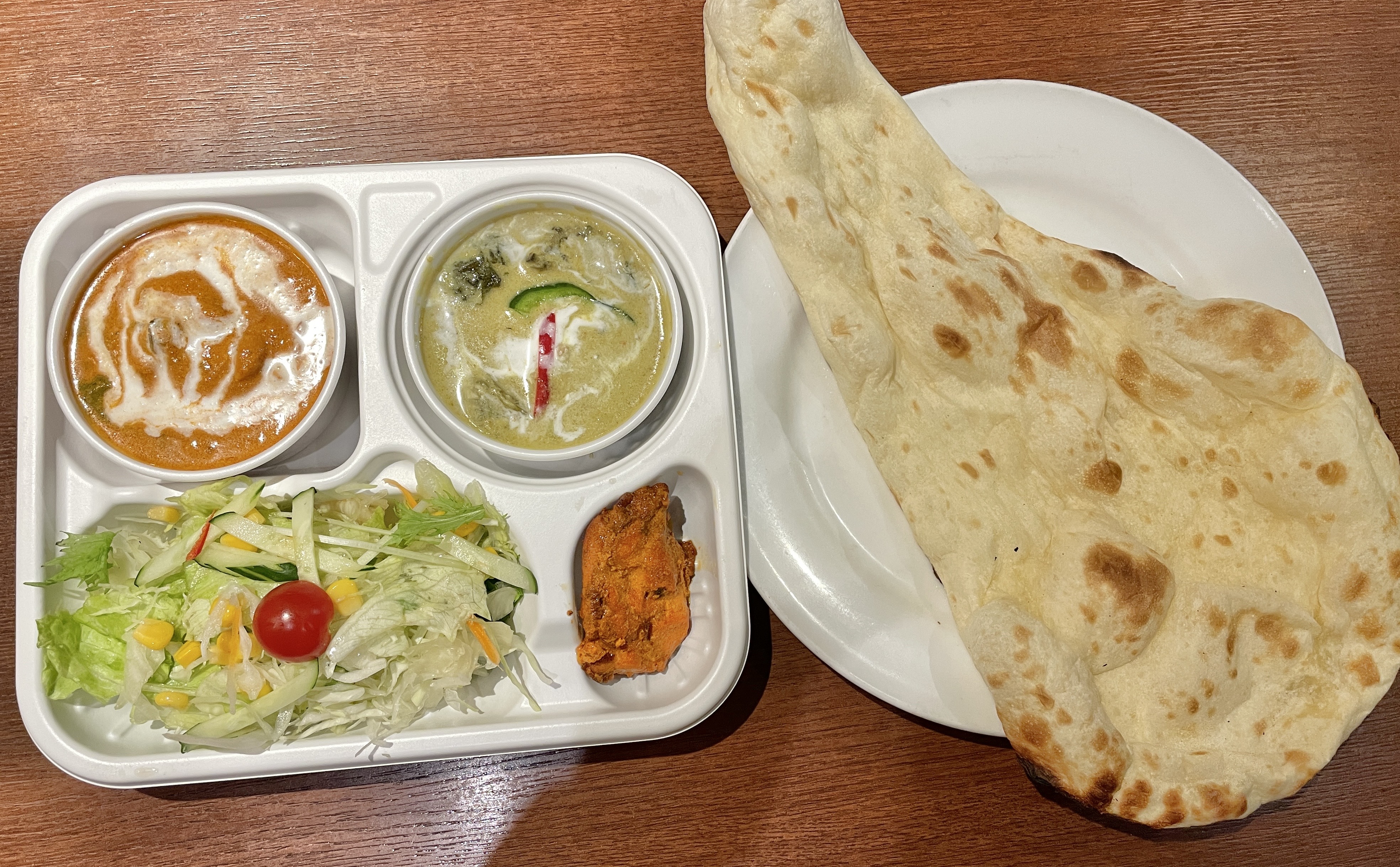 アジアンダイニングバー SAPANA(サパナ) 2種カレーセット バターチキンカレー＆グリーンカレー(弁当)