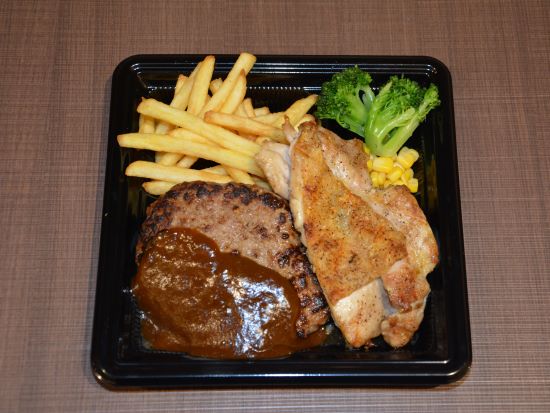 フォルクス ハンバーグ＆チキン弁当