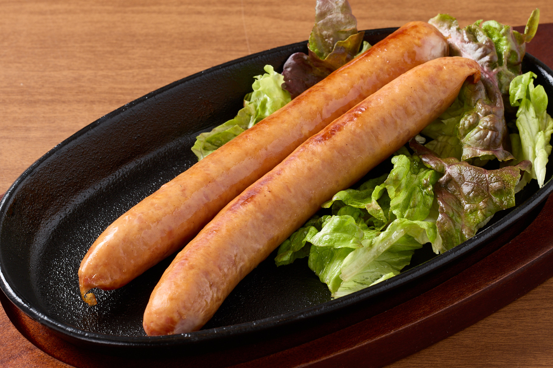 肉屋のハンバーグとガーリックライス 肉屋の粗挽きソーセージ Sausage