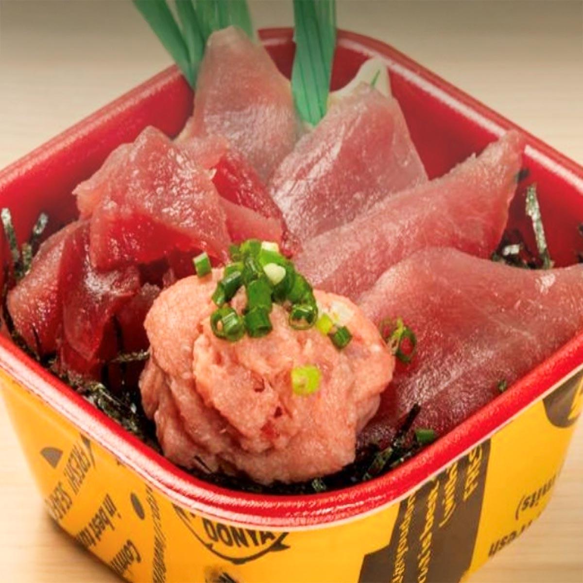 大漁丼家 まぐろの三種盛り丼