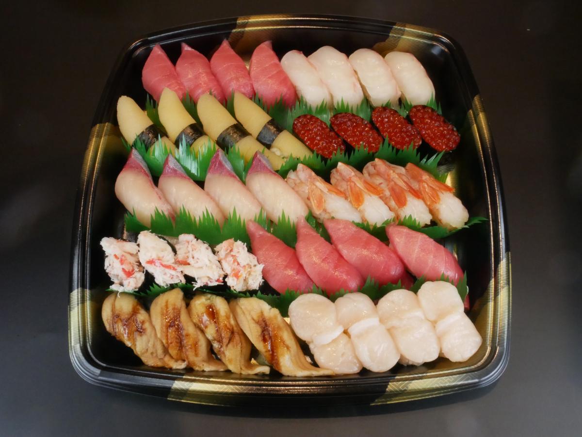 回転寿司やまと 特上4人前