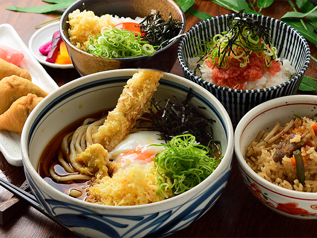 小雀弥 -こがらや- ぶっかけうどん・そば定食