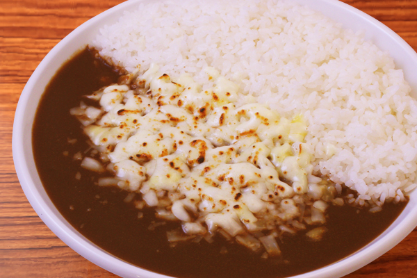 情熱のすためしどんどん チーズカレー