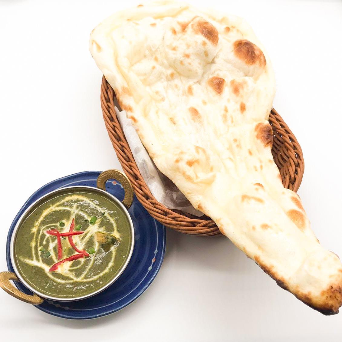 ハヌマン ほうれん草チキンカレー ナンセット