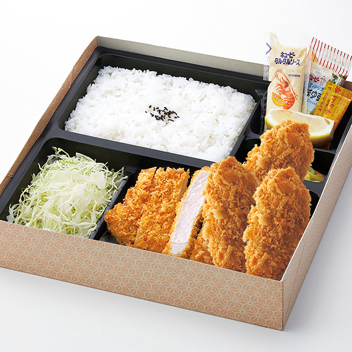 かつアンドかつ 播磨灘産大牡蠣フライ3個とロースかつ弁当