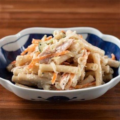 もつ焼きばん マカロニサラダ