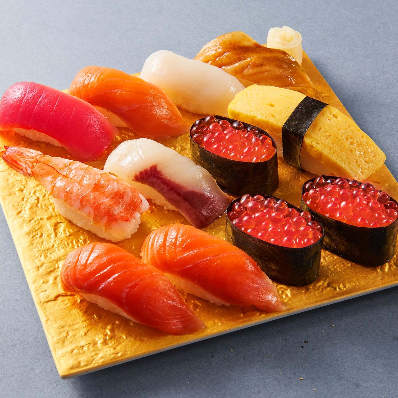 小僧寿し サーモン＆いくら盛12貫