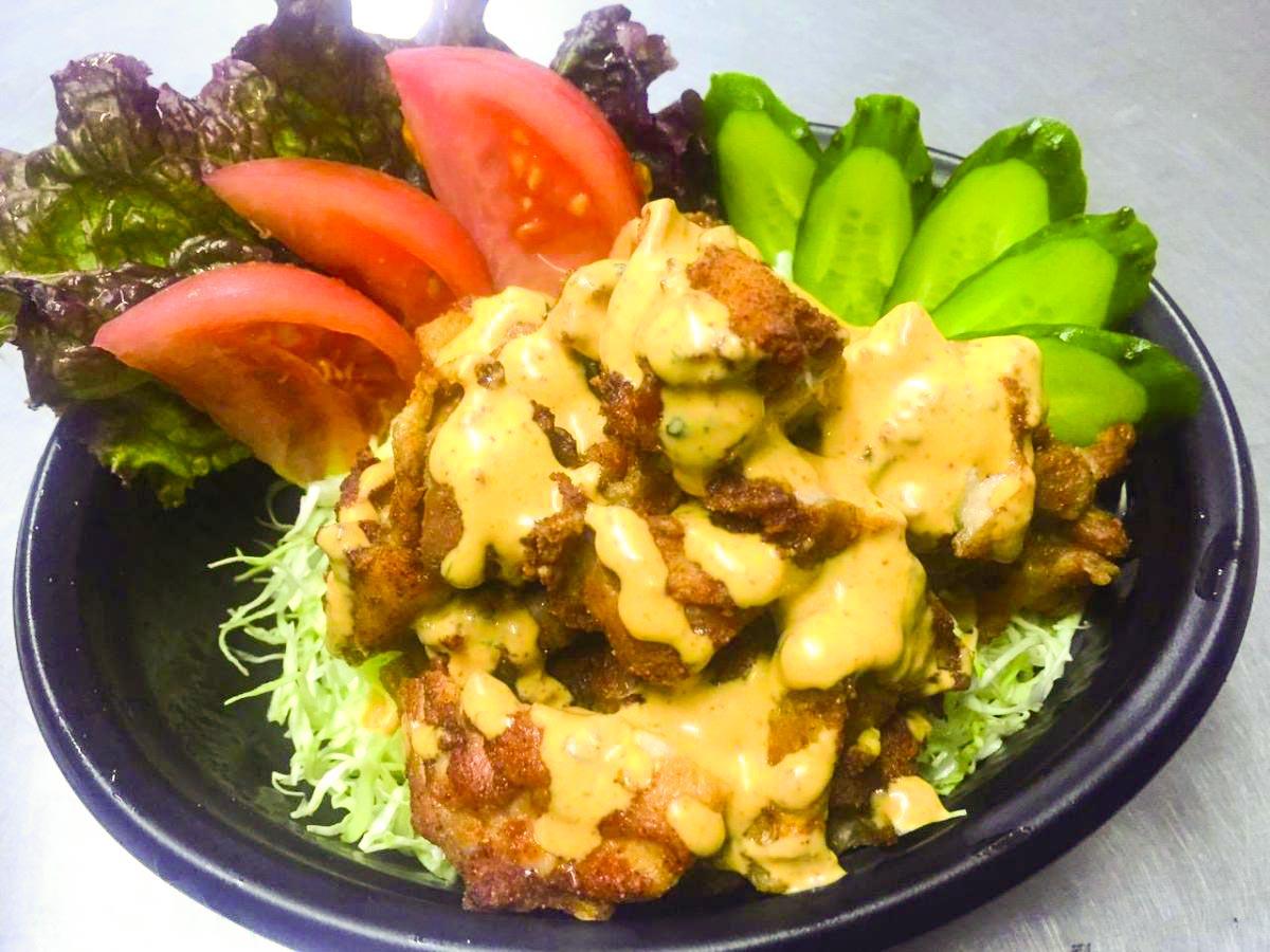 手羽先番長 チキンサラダ(シーザーソース)