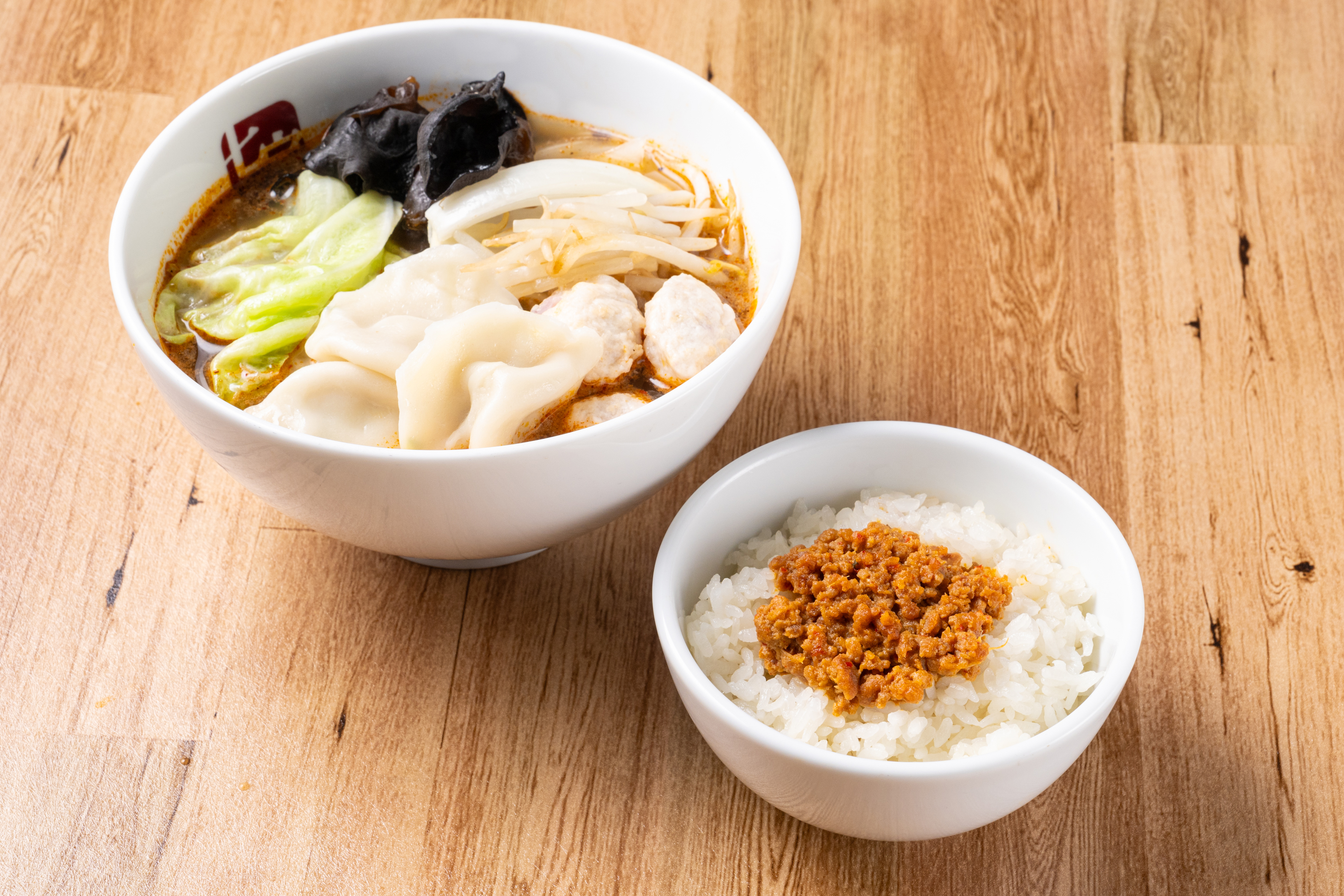 七宝麻辣湯 山盛りスープ春雨+肉味噌ご飯