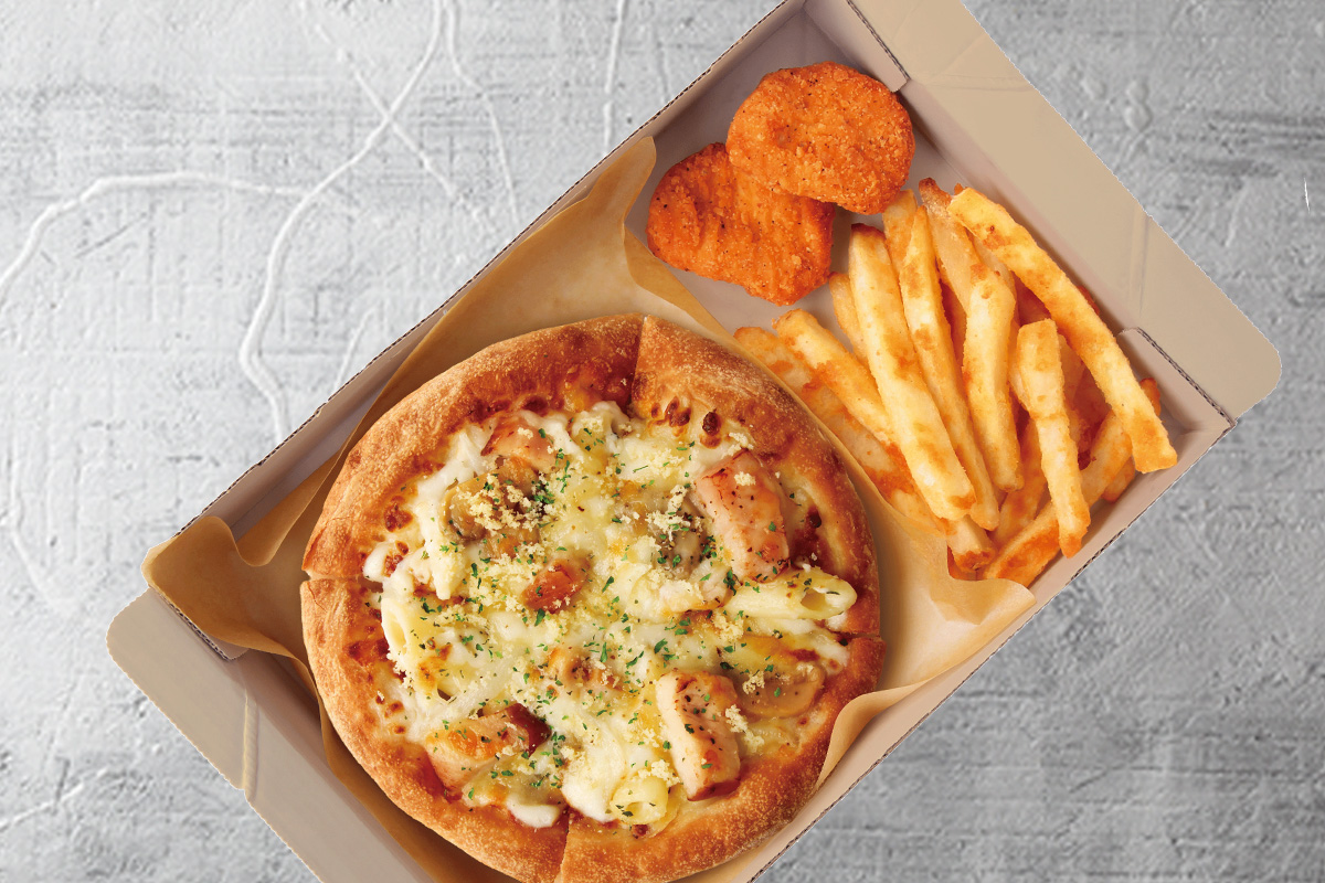 ピザハット チキンとマッシュルームのグラタンピザ(MYBOX)