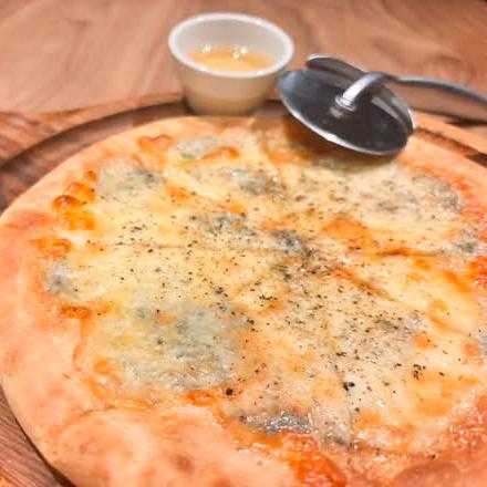 クワトロフォルマッジ