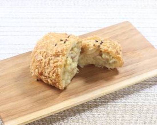 楽万コロッケ 豚肉ととろけるチーズカレーコロッケ