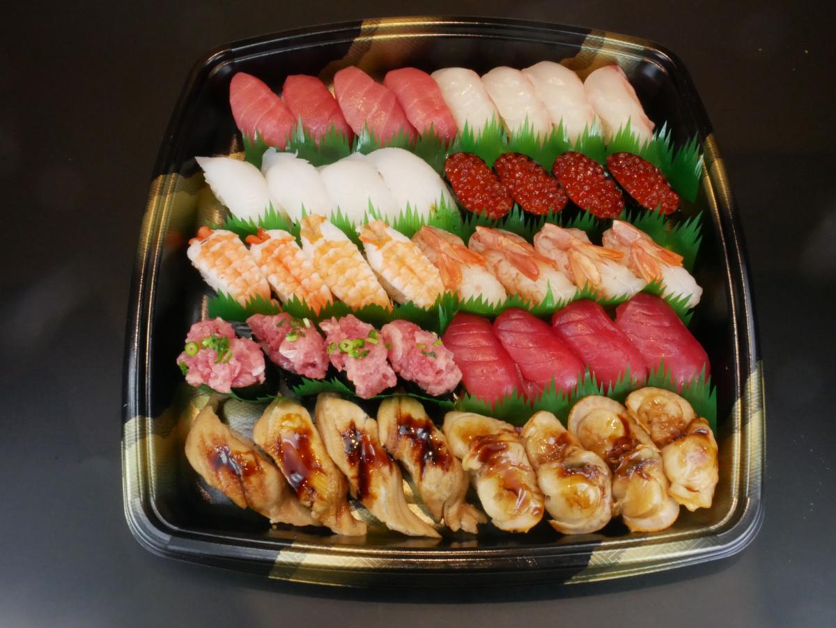 回転寿司やまと 上4人前