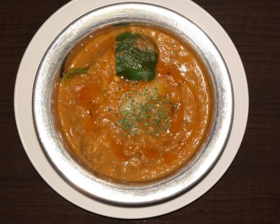 カタイチキンカリー (Kadai Chicken Curry)