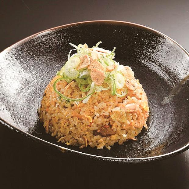 十徳や にんにくネギ炒飯