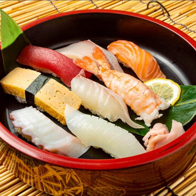 えびすや 四ツ葉にぎり 8貫