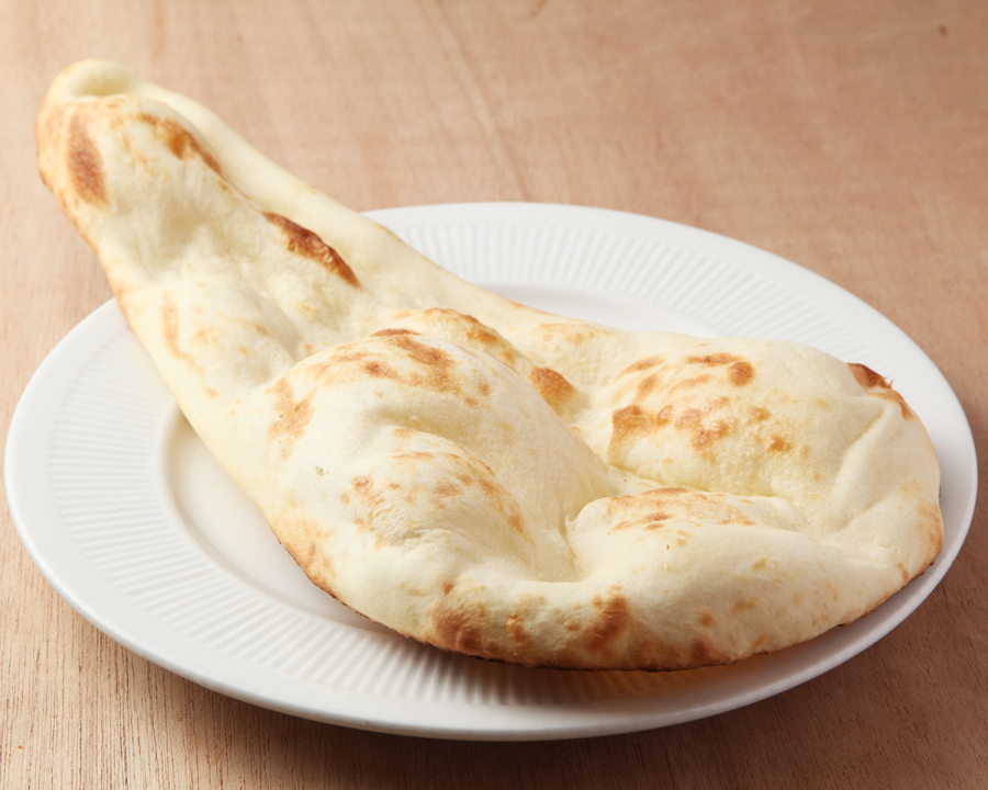 アジアンダイニングバー SAPANA(サパナ) プレーンナン plain naan