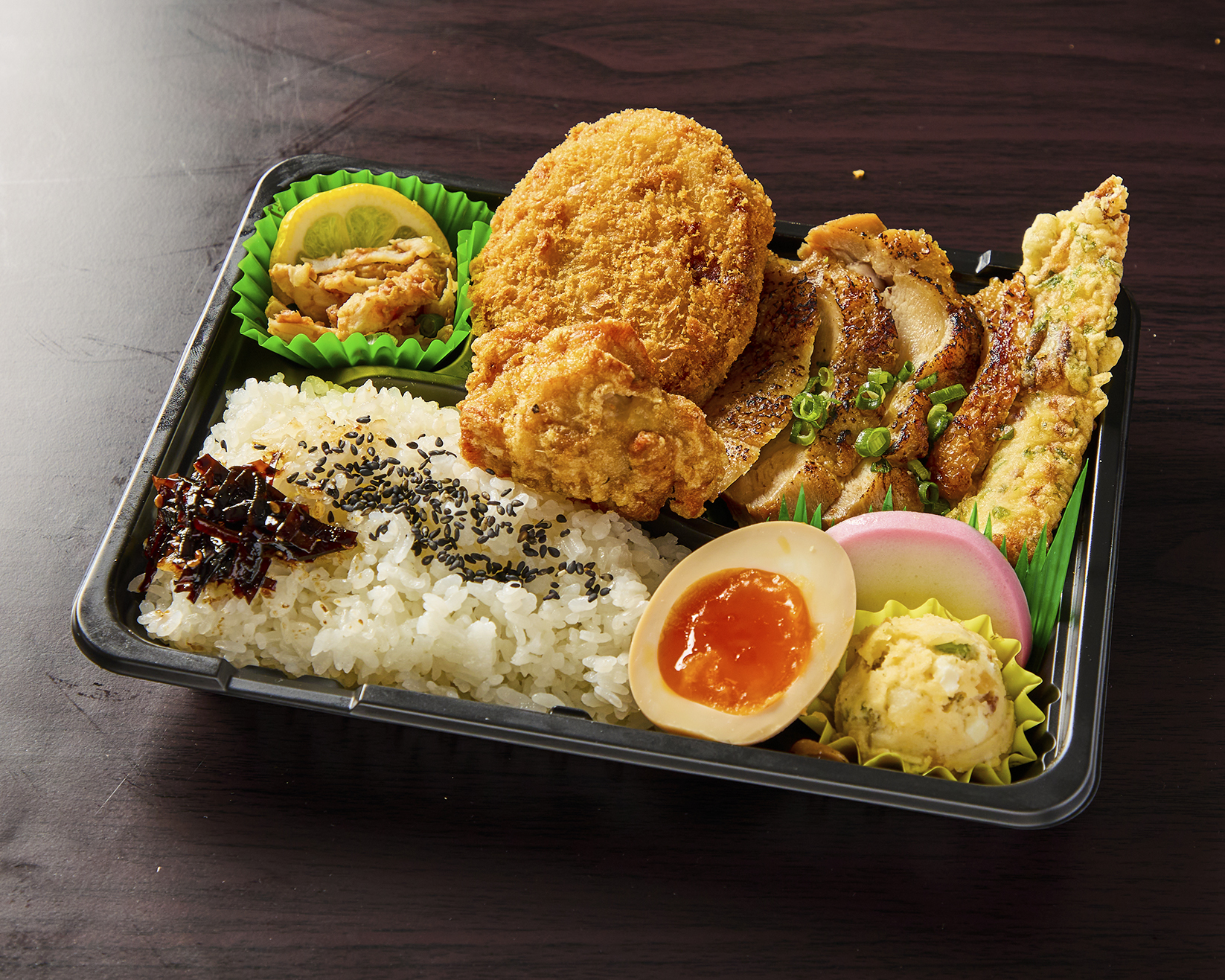 なるとキッチン ⑦にんにくもも＆鶏メンチ＆鶏チャーシュー弁当