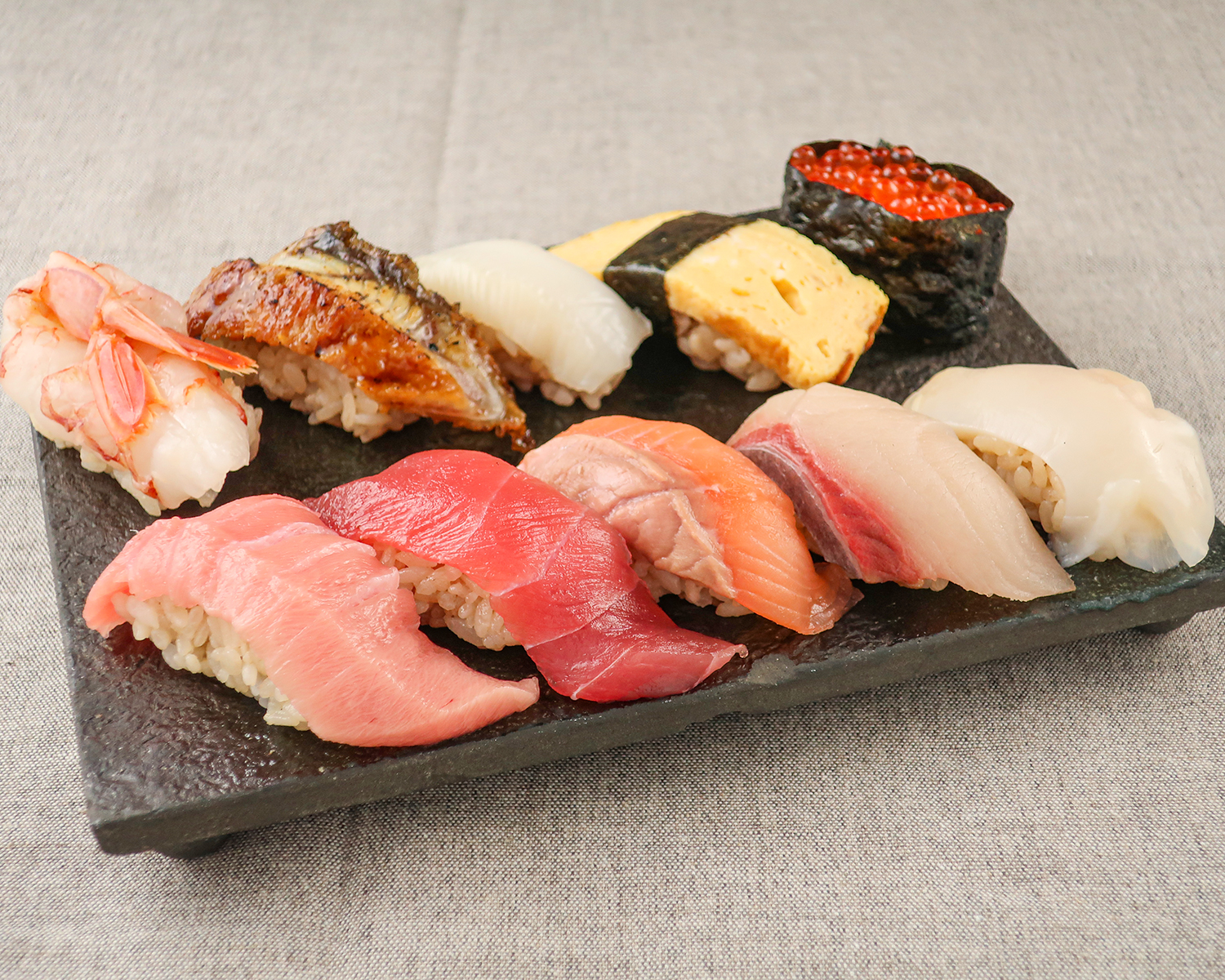 鮨・酒・肴 杉玉 【人気寿司盛り】上 1人前