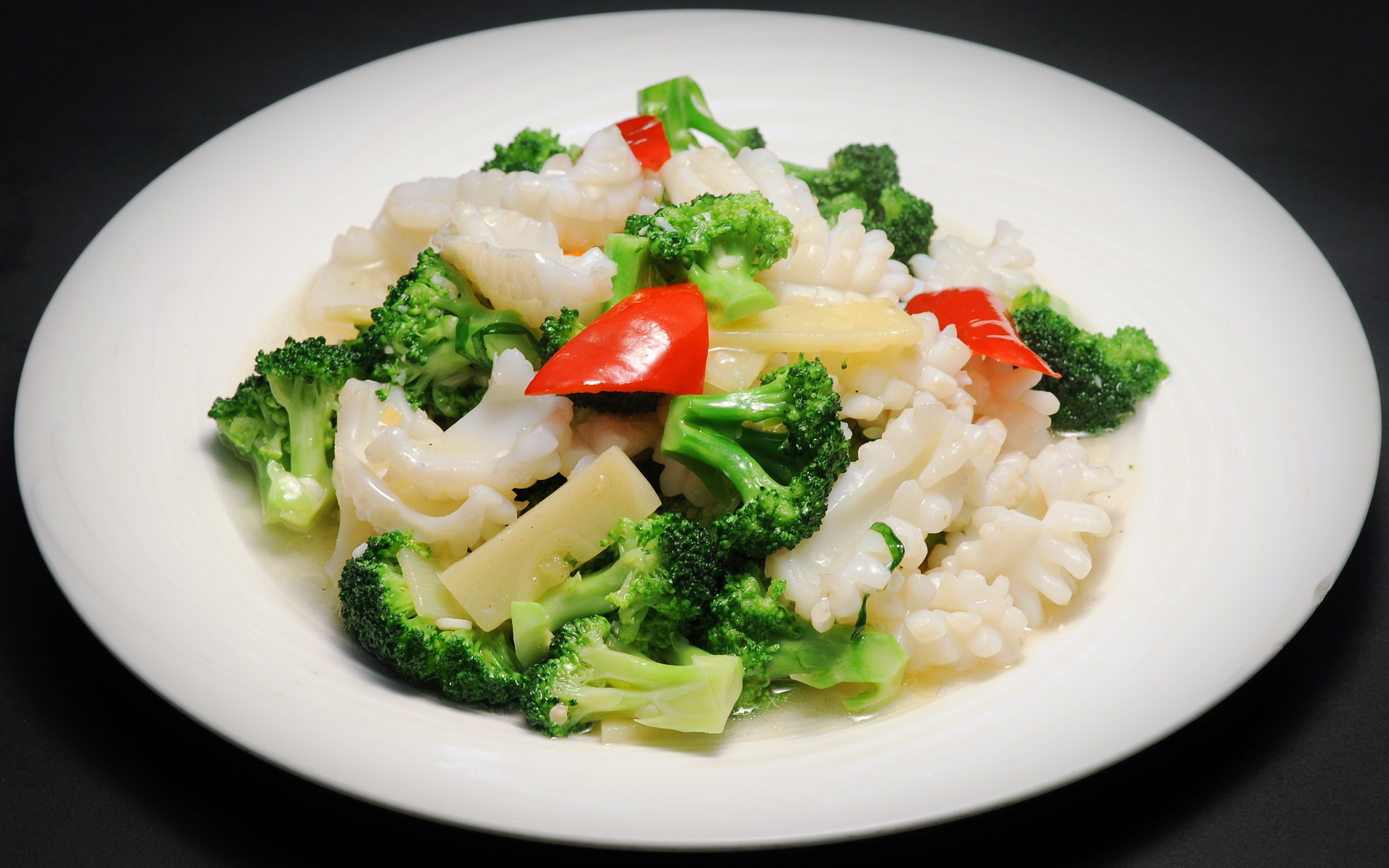 永利 イカとブロッコリーの塩炒め