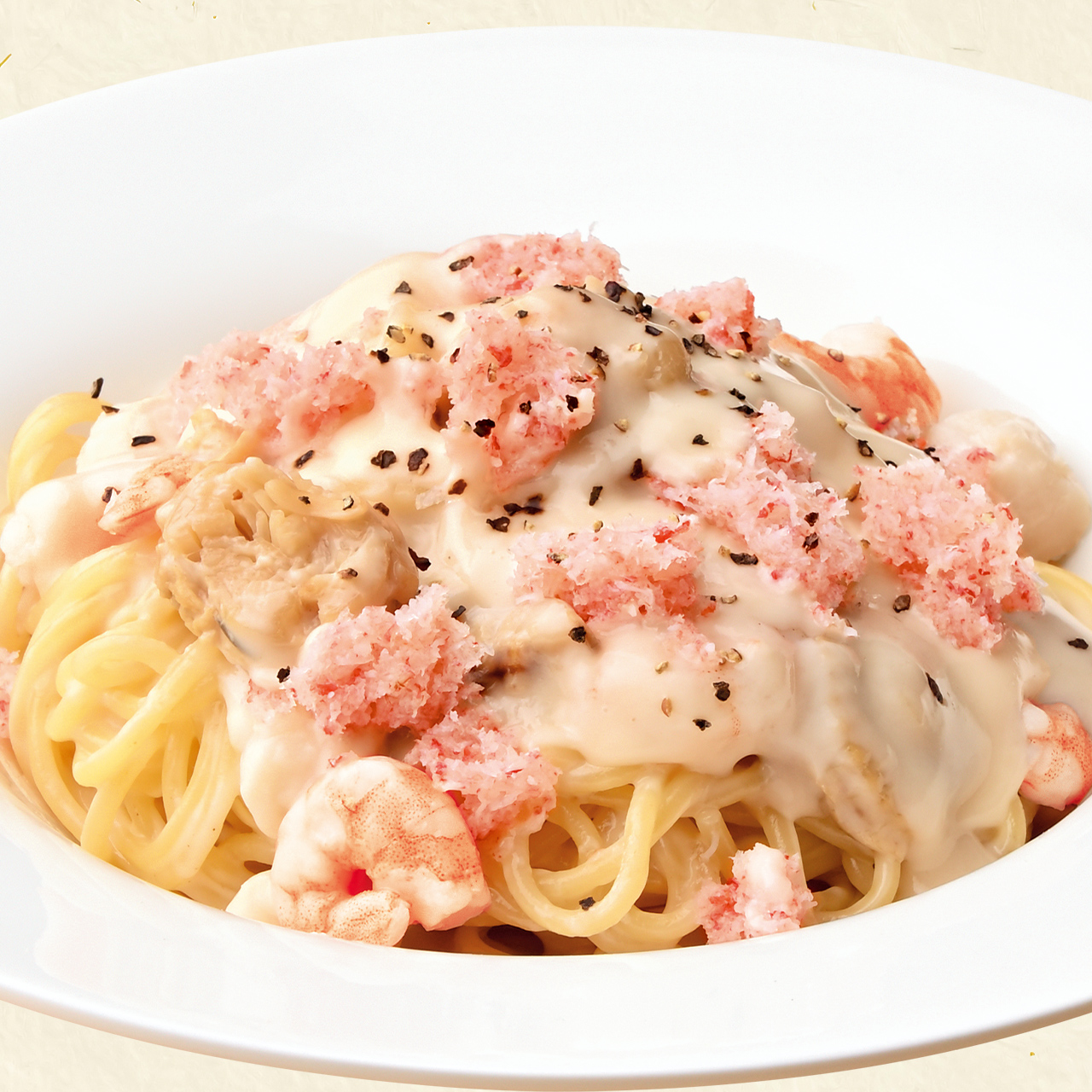 ピザ・サントロペ カニとホタテのクリームソース