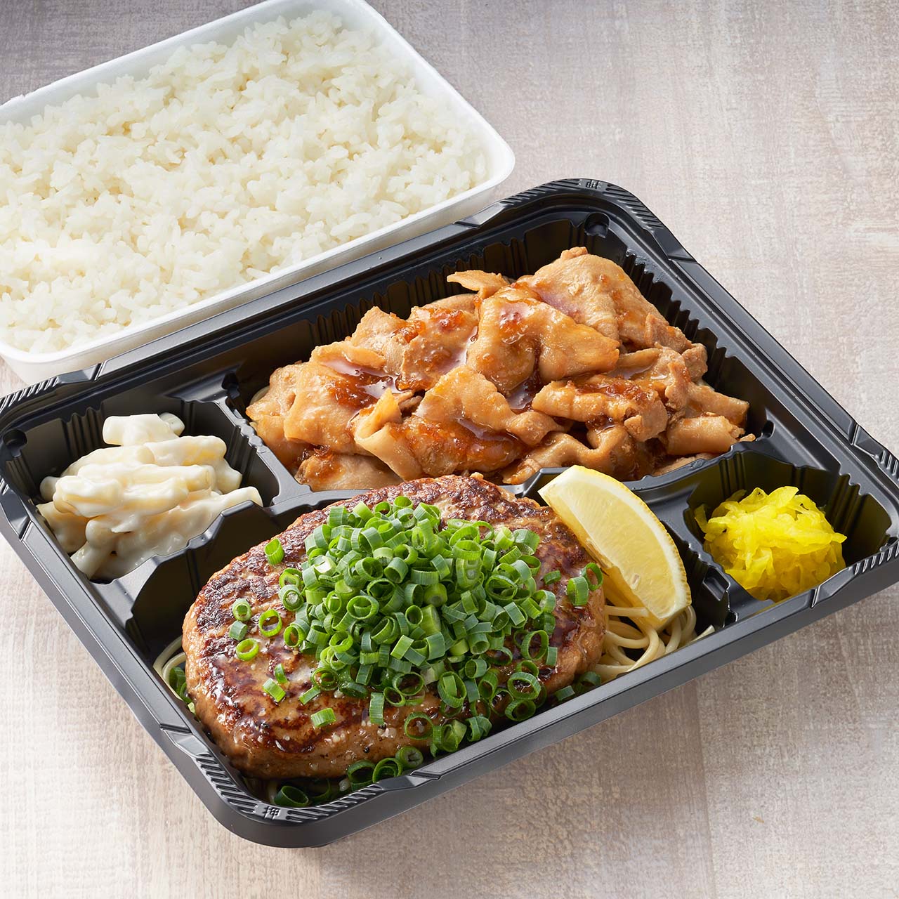 天津飯店 ハンバーグ＆生姜焼き