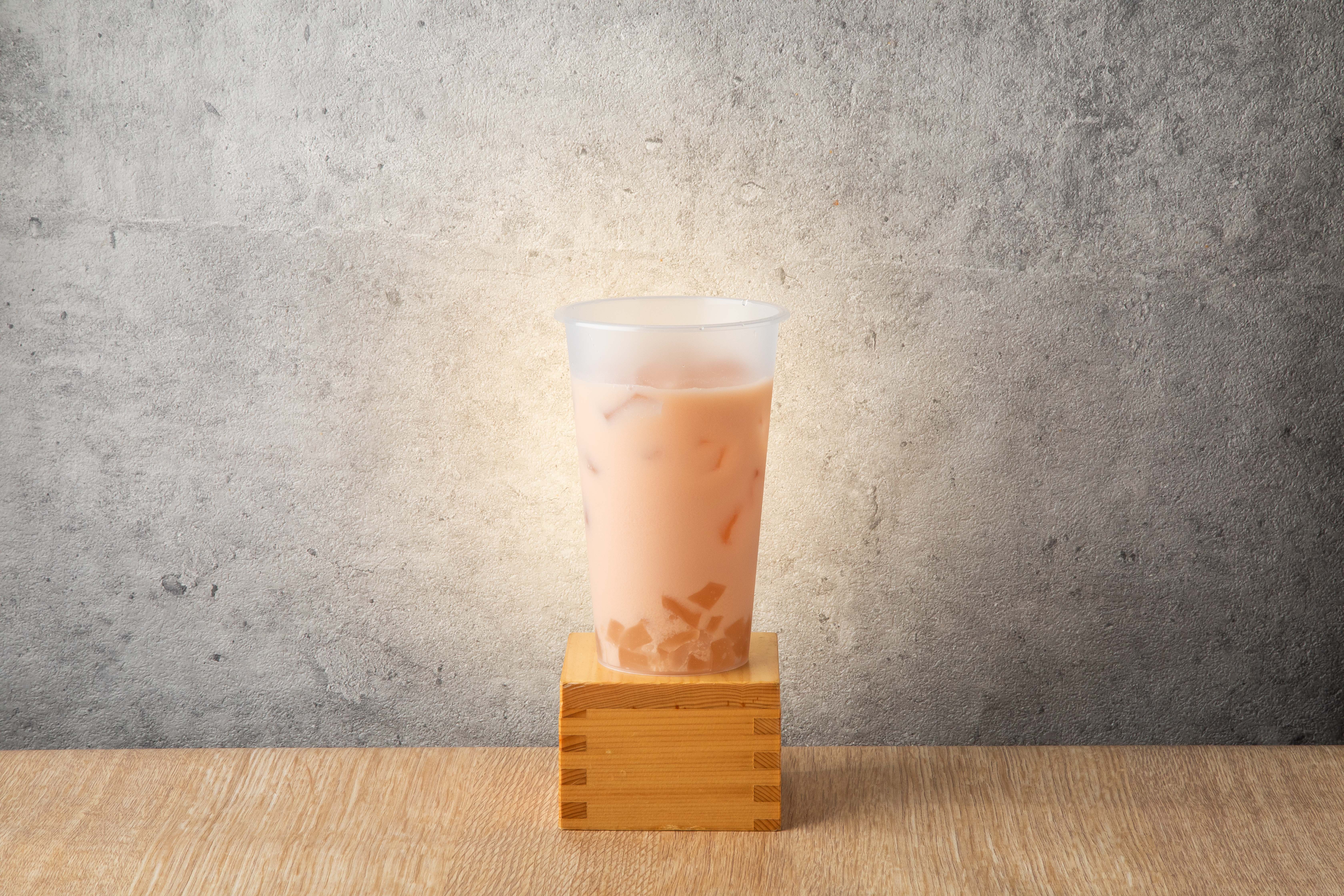 わらび餅茶屋 桃烏龍ミルク(甘味×わらび餅)