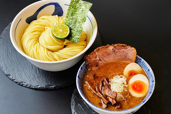 濃厚魚介豚骨つけ麺 つじ田 ☆人気No.1☆濃厚味玉つけ麺