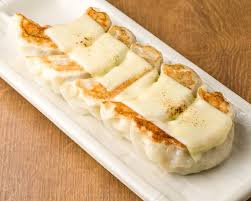 青山餃子房 チーズ餃子