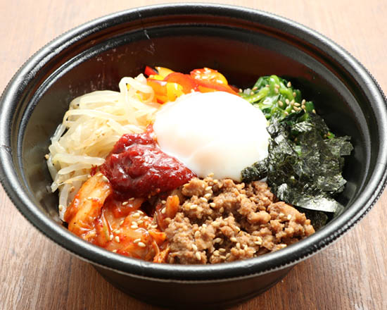 ビビンバ・カルビ丼・スンドゥブ専門店 グンチャン F-1107】半熟玉子の特製ビビンバSpecially Made Bibimbap with Soft-Boiled Egg