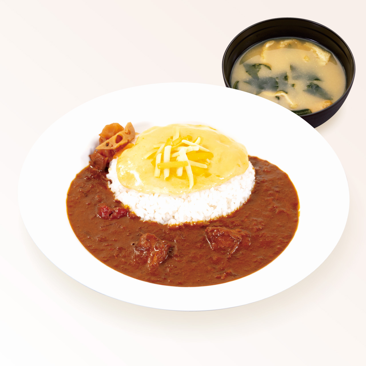 松屋 チーズ創業ビーフカレー(味噌汁付)