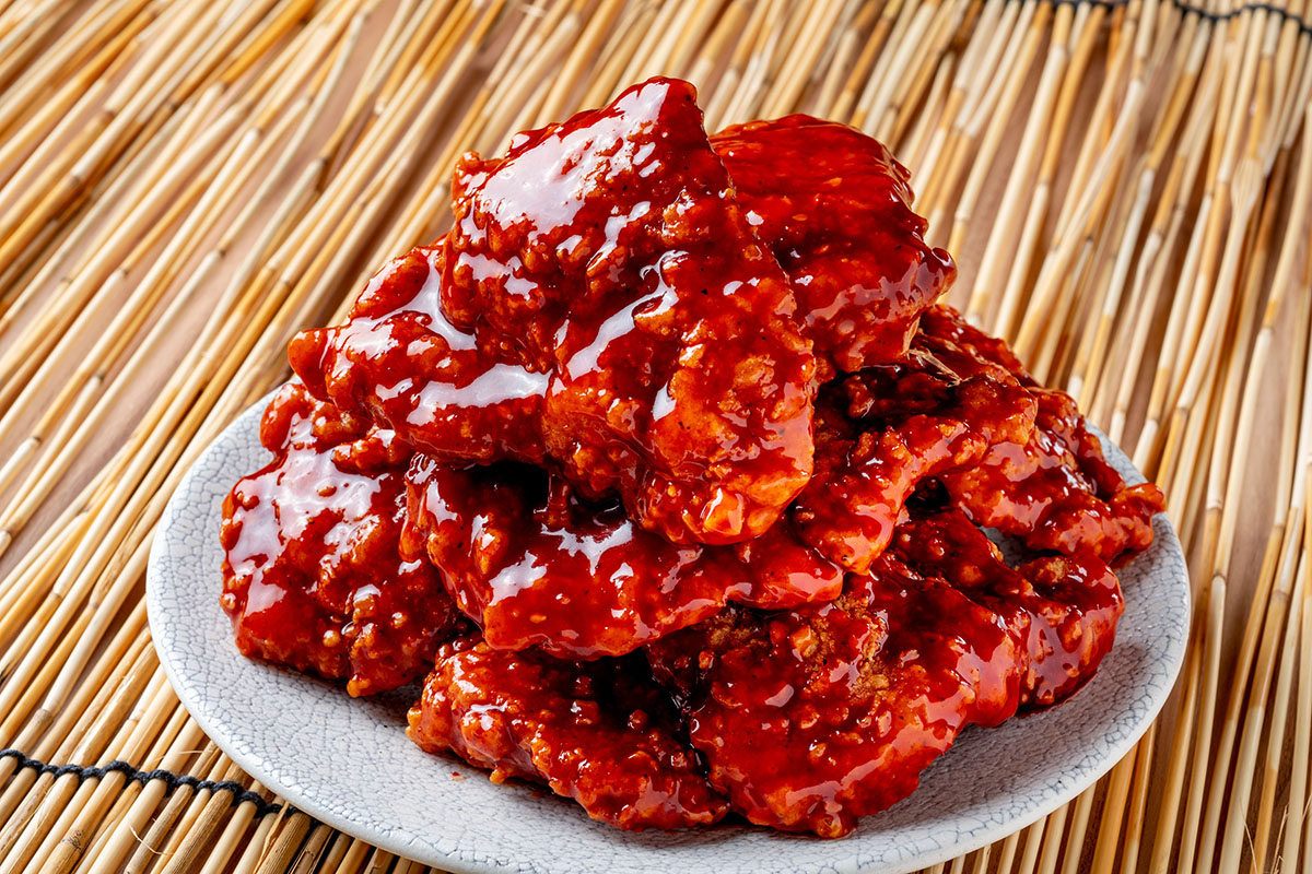 韓国カルビ丼とスンドゥブ 洞山 【本場仕込み】甘辛ヤンニョムチキン(大)