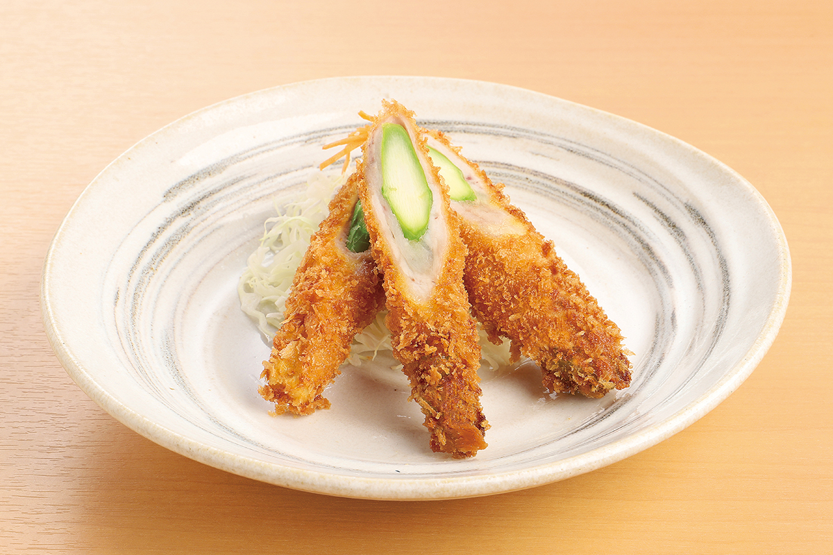 矢場とん 厳選食材 アスパラ巻1本