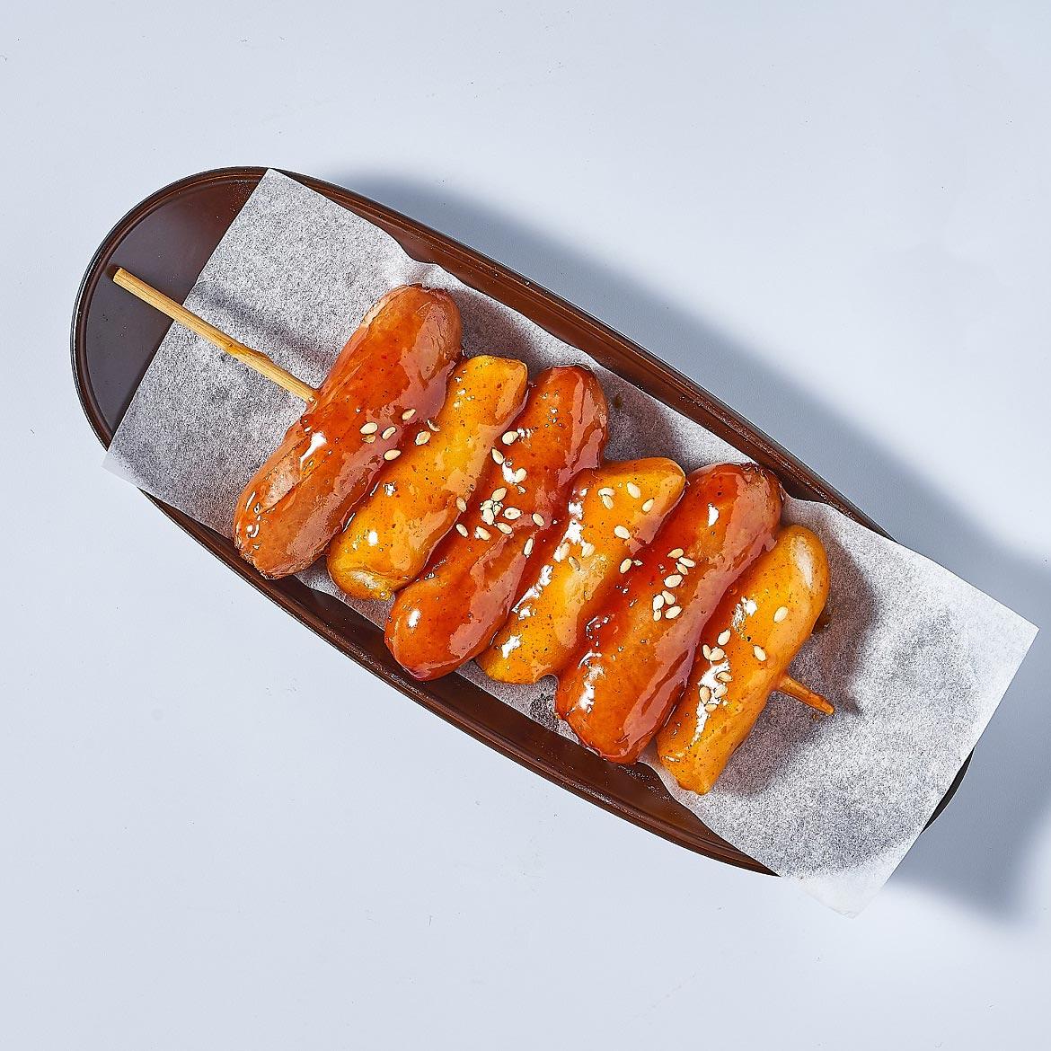 カマロチキン ウィンナー餅串/Wiener with Ricecake Skewers\t