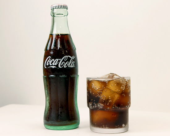 トクベツ。 瓶コーラ