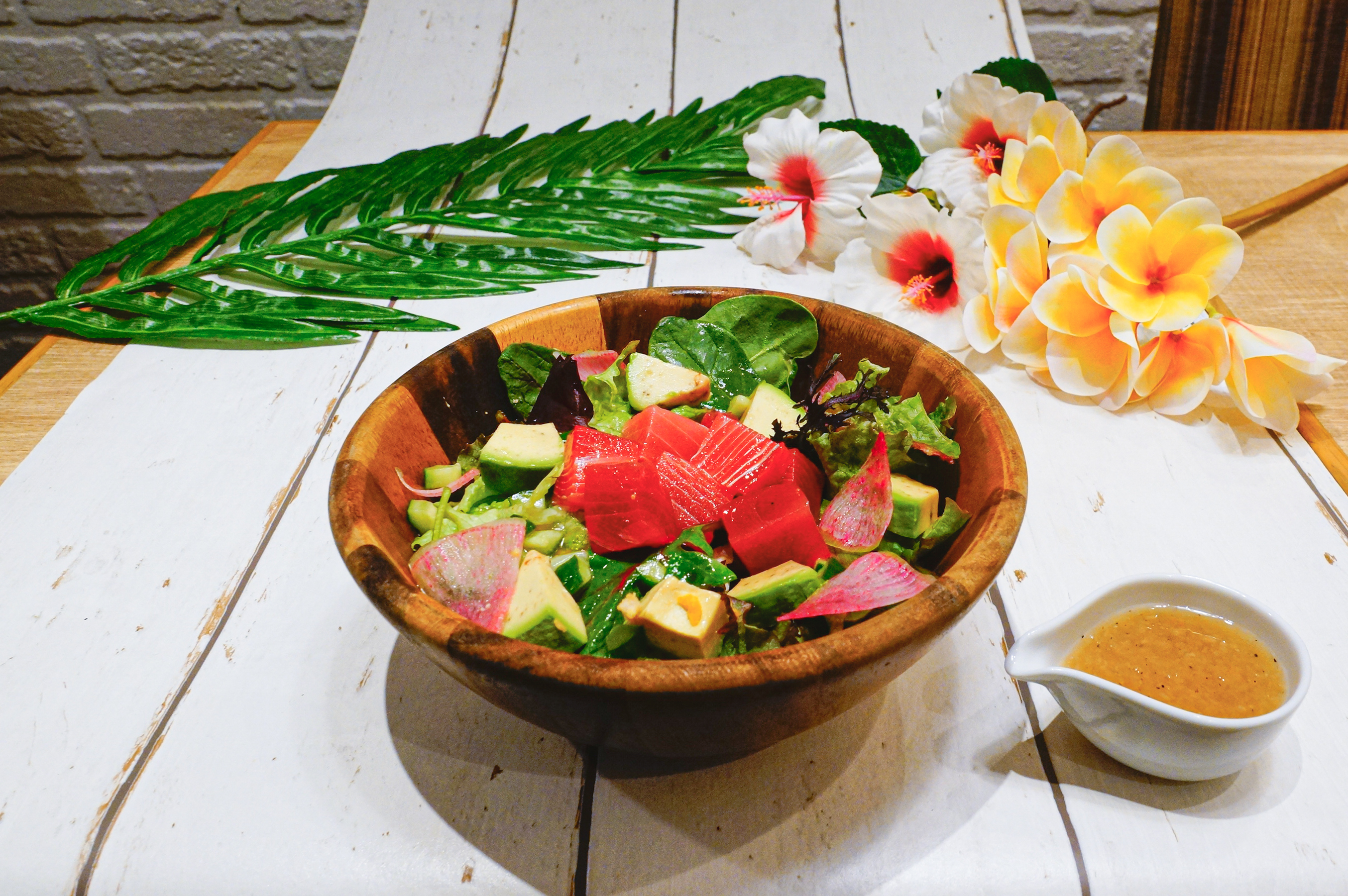 モアナキッチンカフェ アヒのアボカドサラダ