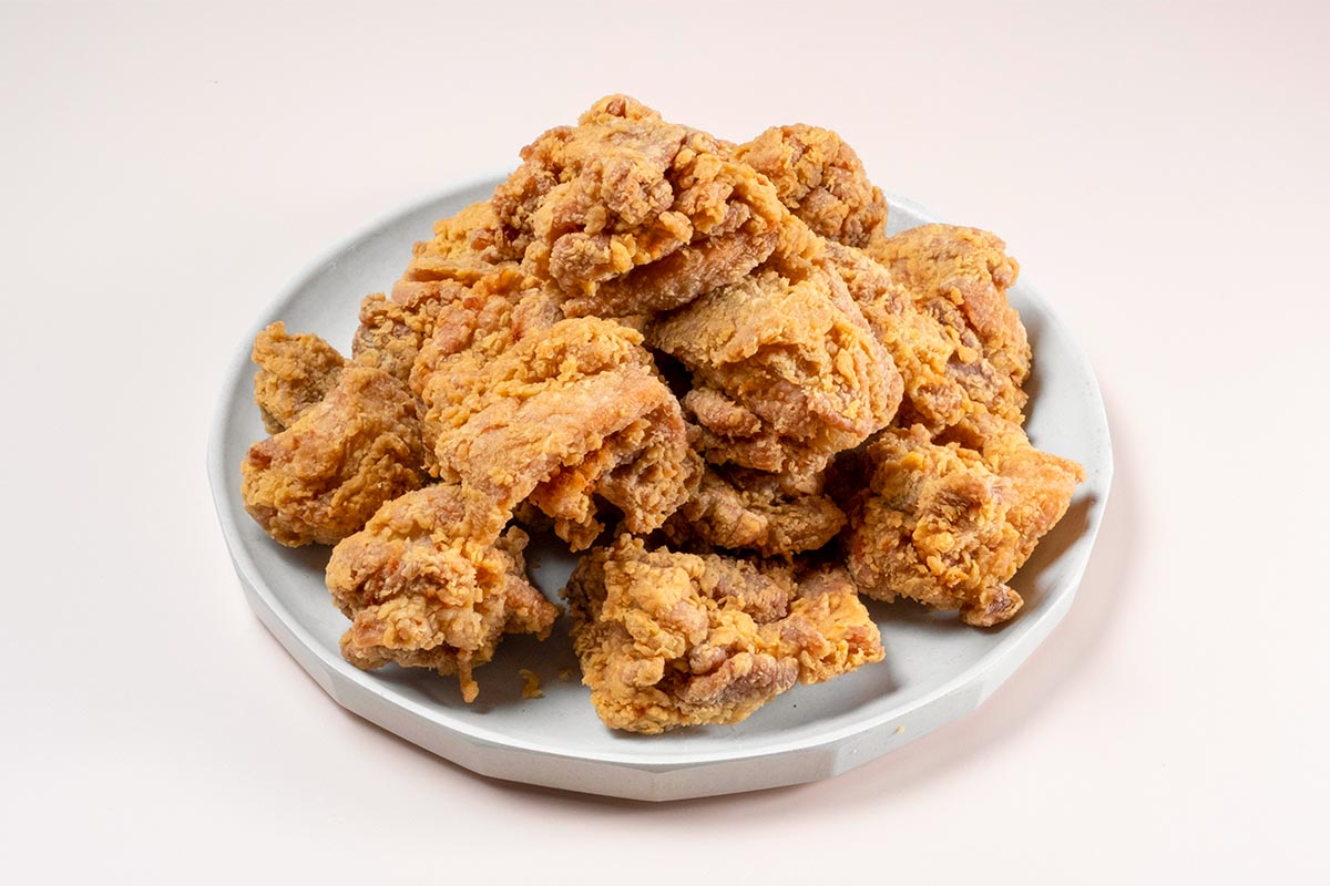 ネネチキン フライドチキン Fried Chicken 후라이드치킨