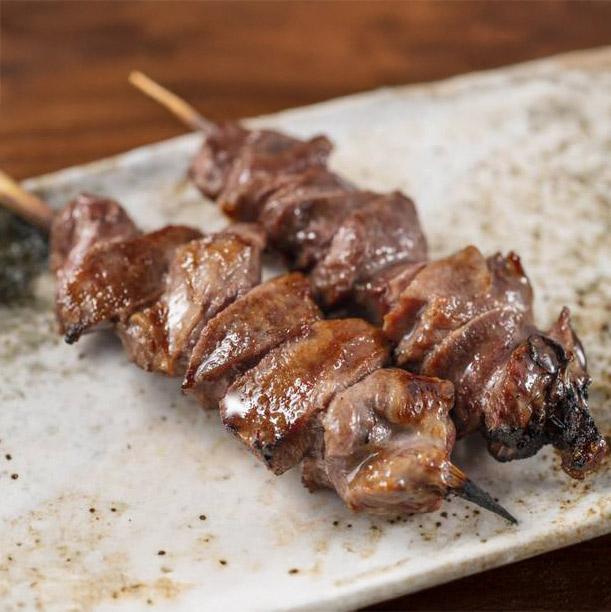 もつ焼きばん タンモト